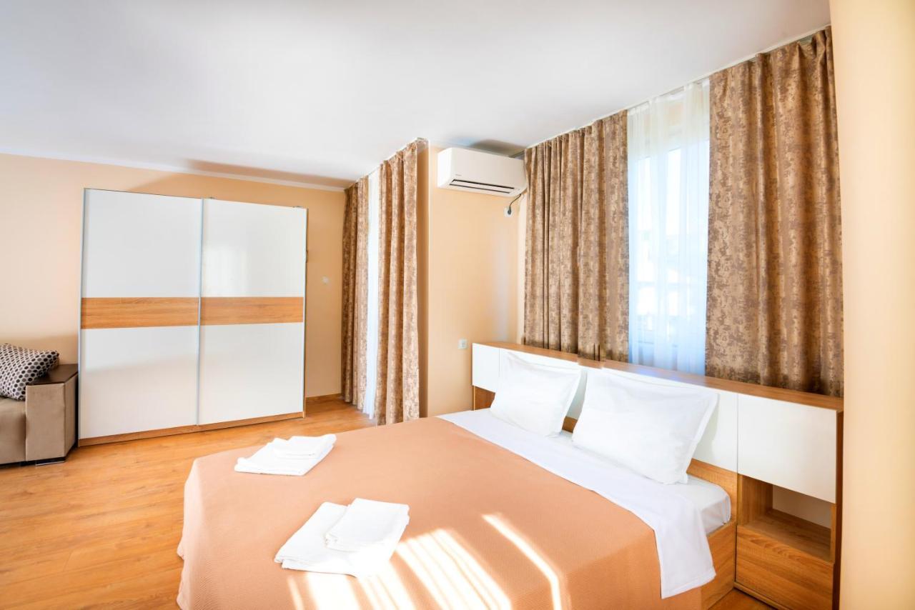Hotel House With Garden Pomorie Exterior foto